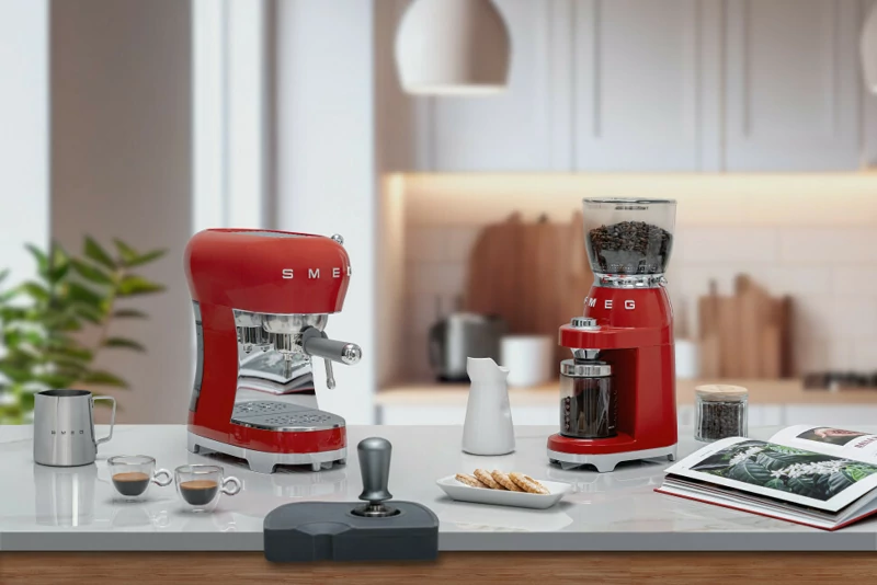 Smeg ECF02RDEU.4